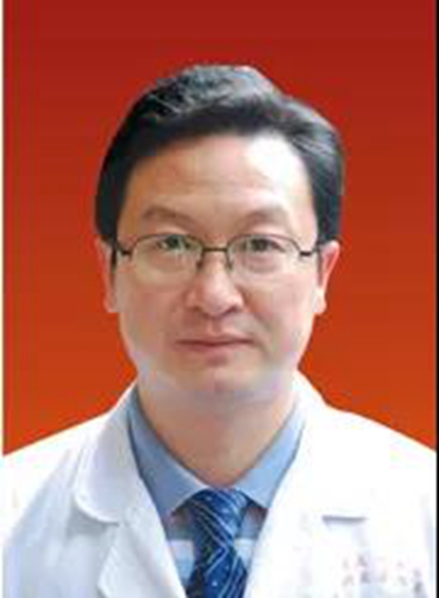 【惊险】泸州3岁熊孩子吞下硬币,帅气男医生跪地取出!(图8) 【惊险】泸州3岁熊孩子吞下硬币,帅气男医生跪地取出!(图8)