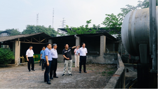 熊启权带队调研泸州市场监管领域安全生产工作(图6)