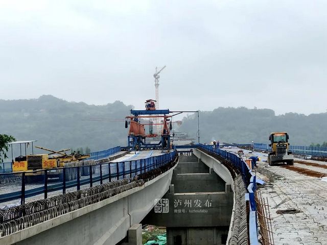 水下工程全部结束!泸州这座在建长江大桥最难节点工程成功突破(图5) 水下工程全部结束!泸州这座在建长江大桥最难节点工程成功突破(图5)
