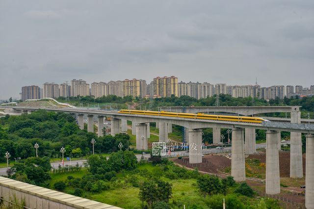 通车在即！一大波美图带你见证泸州高铁从无到有！(图1)