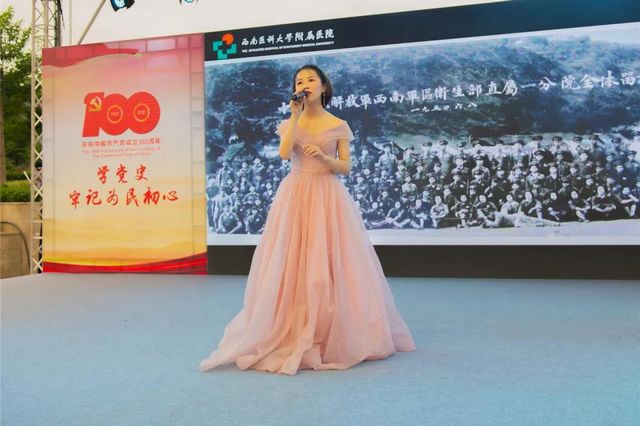 【服务群众】厉害了，这些专家把医院“搬”到了商场(图16)