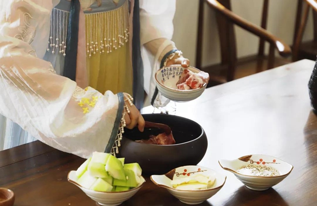 【扩散】西南医大中医院请您领免费养生药膳了！(图2)