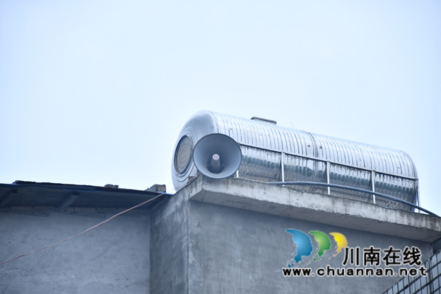 古蔺县金兰街道：乡音传党音，聚乡贤学党史促发展(图2)