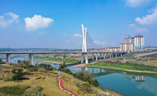 《2020年四川建筑业发展报告》出炉!泸州市建筑业发展质量全省第二(图3) 《2020年四川建筑业发展报告》出炉!泸州市建筑业发展质量全省第二(图3)