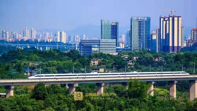 全国铁路25日调图:预留泸州至成都、贵阳、西安、广州等方向动车组11对(图2) 全国铁路25日调图:预留泸州至成都、贵阳、西安、广州等方向动车组11对(图2)