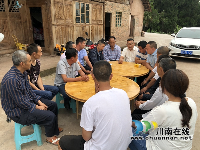 古蔺县马蹄镇：闲话桑梓，共谋发展(图2)
