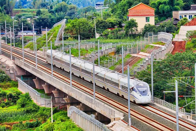 通车在即!泸州高铁站内“无缝”换乘安排上了(图4) 通车在即!泸州高铁站内“无缝”换乘安排上了(图4)