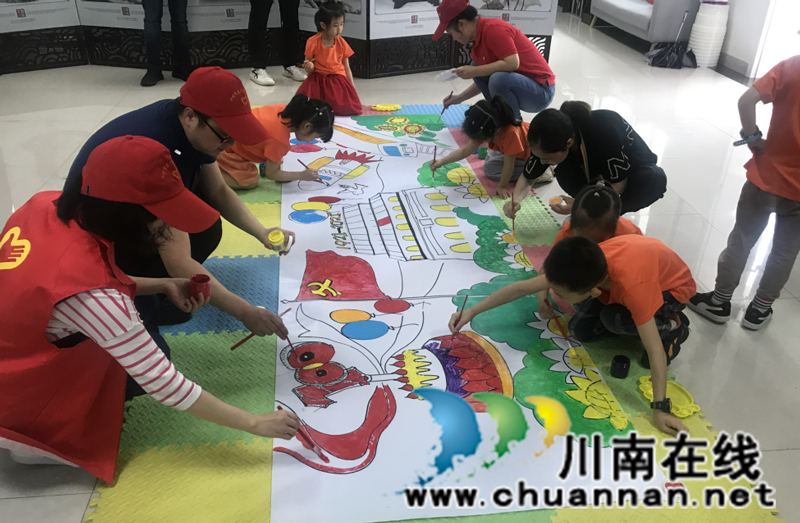 泸州市江阳区北城街道东门口社区组织开展“迎七一”系列活动(图3) 泸州市江阳区北城街道东门口社区组织开展“迎七一”系列活动(图3)