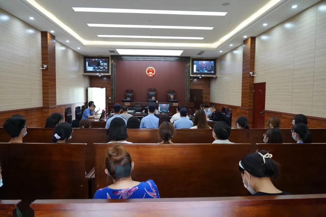 严厉打击毒品犯罪！泸州法院集中宣判毒品犯罪案件(图2)