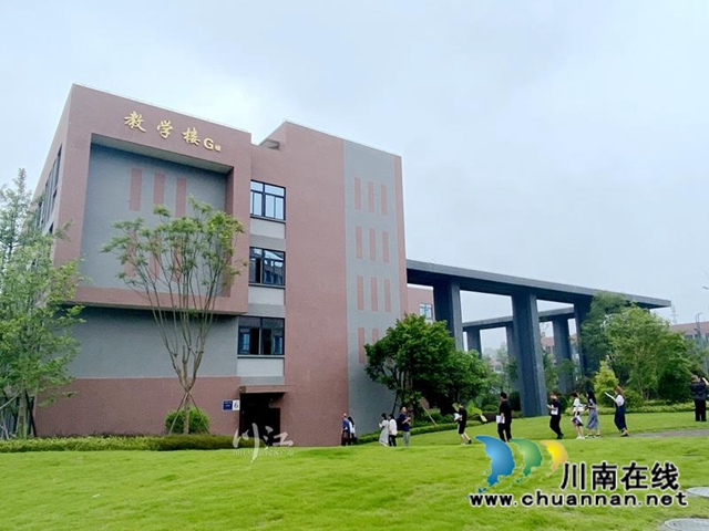 高职中职各1500人 | 泸州医疗器械职业学院招生火热进行中，拟于9月开学(图2)