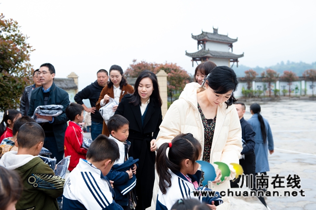 一颗红心永向党!中国沈酒永远跟党走的故事(图27) 一颗红心永向党!中国沈酒永远跟党走的故事(图27)