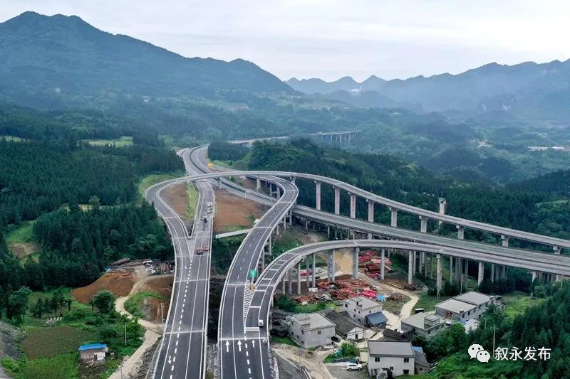 通车啦！叙威高速建成通车，四川再增一条南向出川大通道(图2)