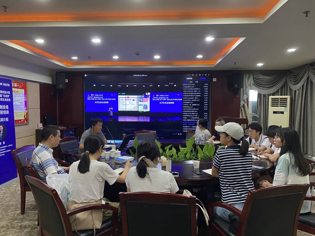 泸州市第八届双创大赛举行分组决赛赛前培训(图3)