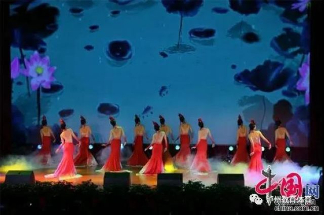 首届“川渝杯”职业院校技能大赛及颁奖盛典在泸州举行(图7)