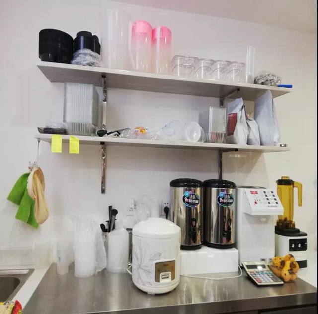 泸州市食品安全“红黑榜”(第五期)(图29) 泸州市食品安全“红黑榜”(第五期)(图29)