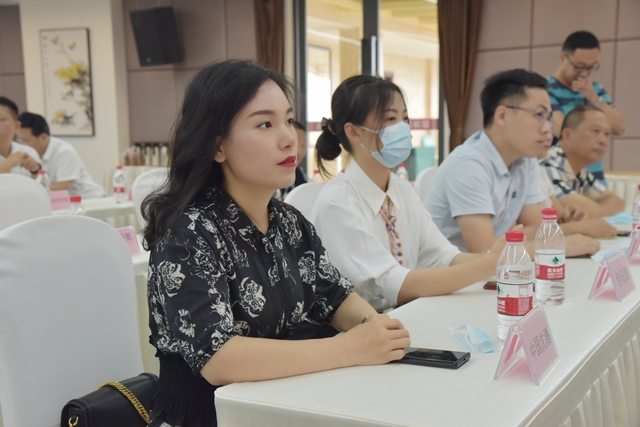 中国沈酒·沉香典藏荣获2021年泸州市第三届旅游商品大赛金奖(图7) 中国沈酒·沉香典藏荣获2021年泸州市第三届旅游商品大赛金奖(图7)