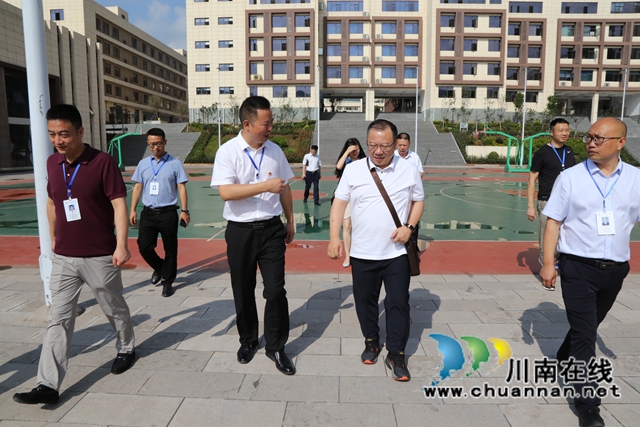 泸州市委统战部到古蔺金兰高中调研市民族团结进步示范单位创建工作(图10)