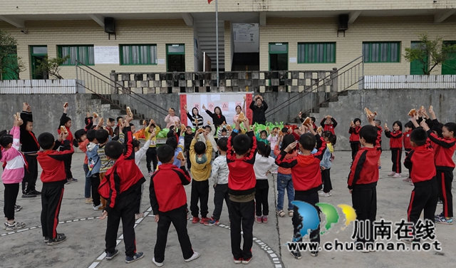 润物细无声！古蔺县手拉手爱心协会正式挂牌成立(图8)