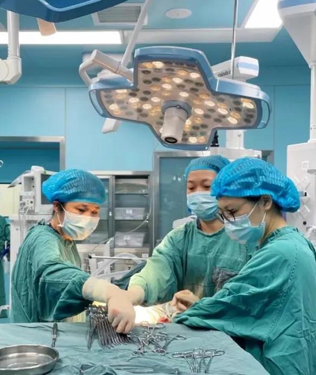 【凶险】胎盘完全堵住宫口，二胎妈妈差点送命？(图5)