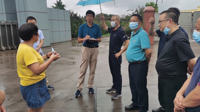 农业农村部调研泸州市生猪生产和重大动物疫病防控工作(图3) 农业农村部调研泸州市生猪生产和重大动物疫病防控工作(图3)