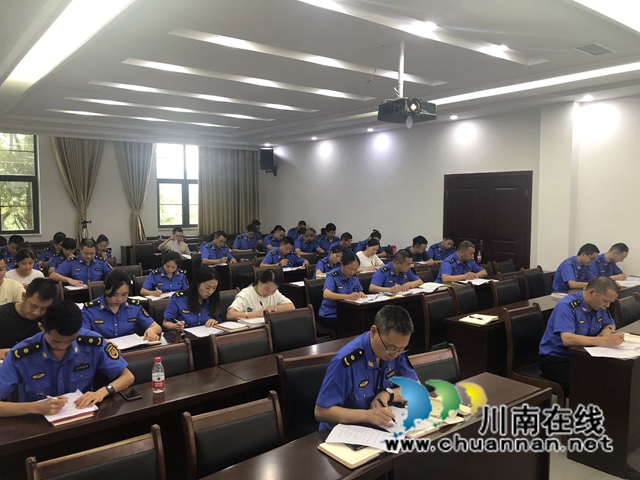 泸县综合行政执法局开展禁毒知识竞赛活动(图1)