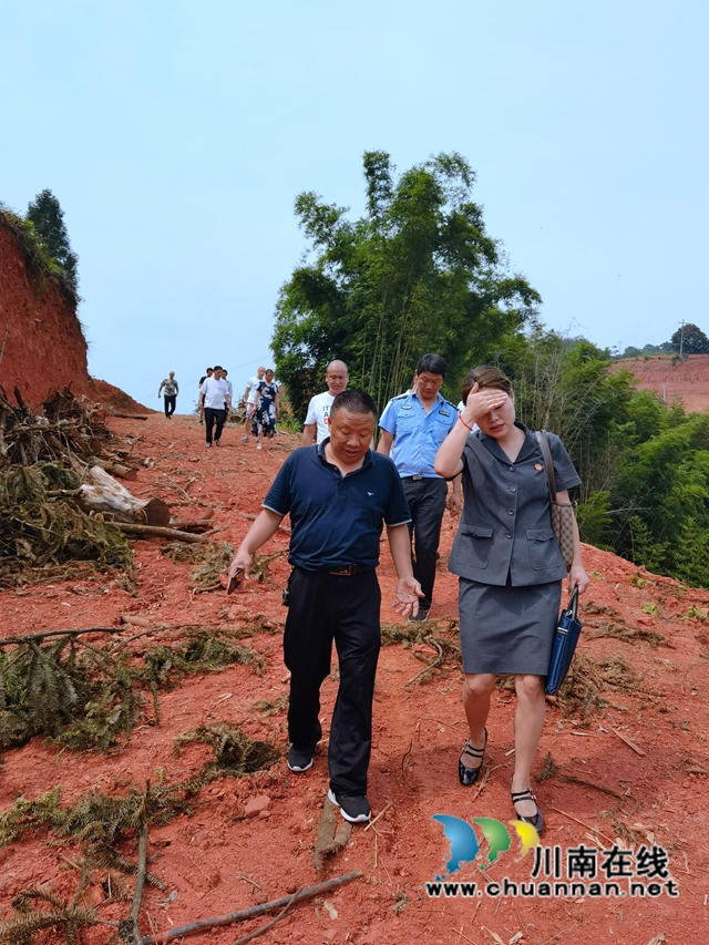 纳溪区法院：邀请调解化纠纷，协同发力促和谐(图2)