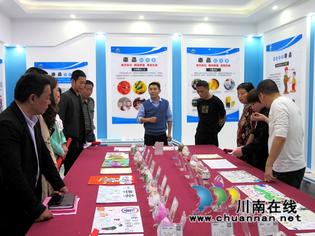 泸县潮河镇决心、走心、暖心打好人民禁毒战(图3)