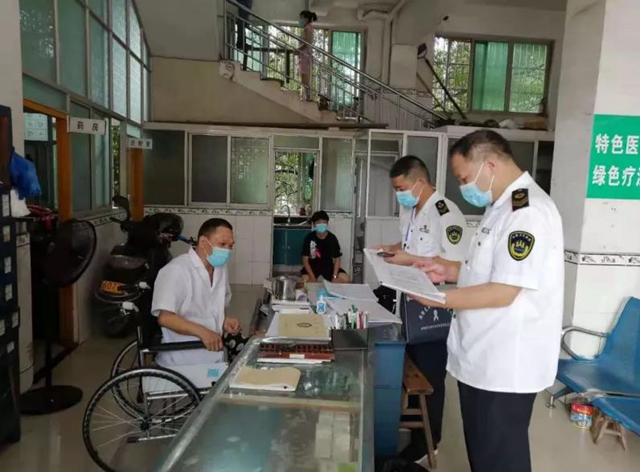 战疫行动：泸州市依法关停整顿违规接诊医疗机构14家(图2)