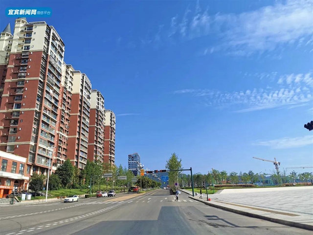 热热热!宜宾气温冲上40℃!还要热多久?(图1) 热热热!宜宾气温冲上40℃!还要热多久?(图1)