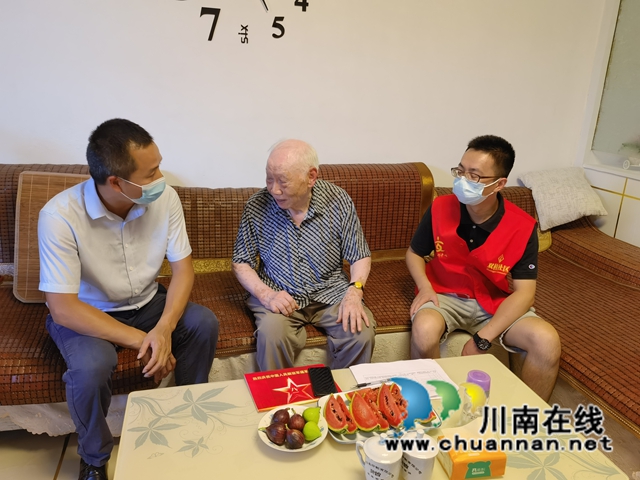 龙马潭区红星街道双桂社区开展“ 慰问退役军人”暖心活动(图3)