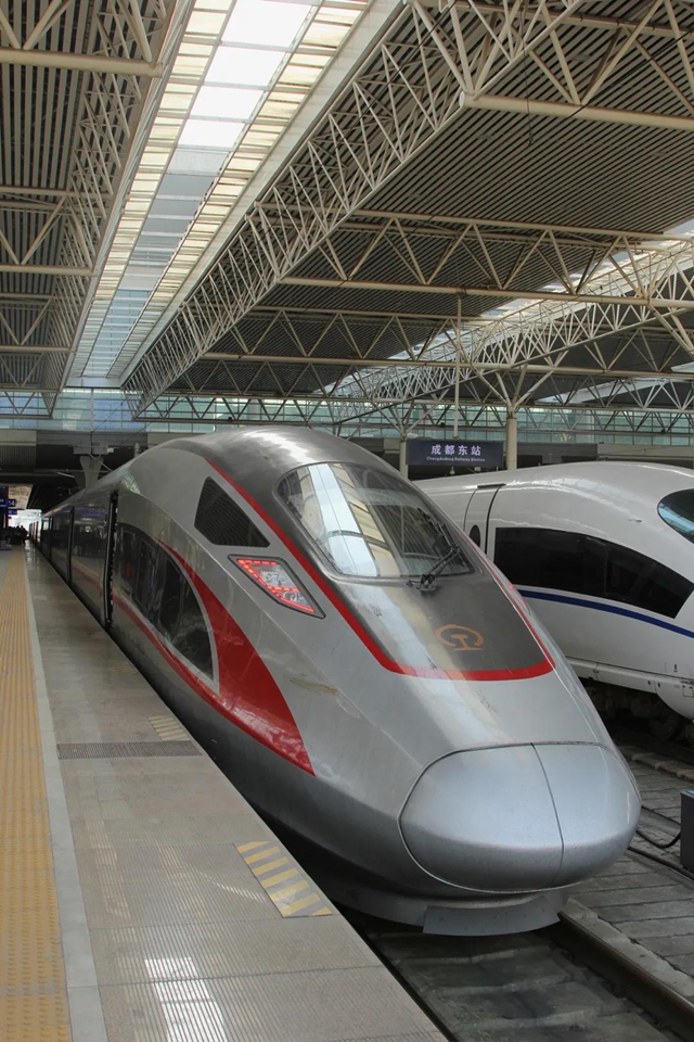 四川这4个城市将拥有3条时速350公里高铁！(图2)