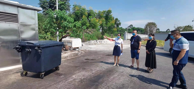 龙马潭区综合行政执法局:看40度高温下城管人的坚守(图9) 龙马潭区综合行政执法局:看40度高温下城管人的坚守(图9)