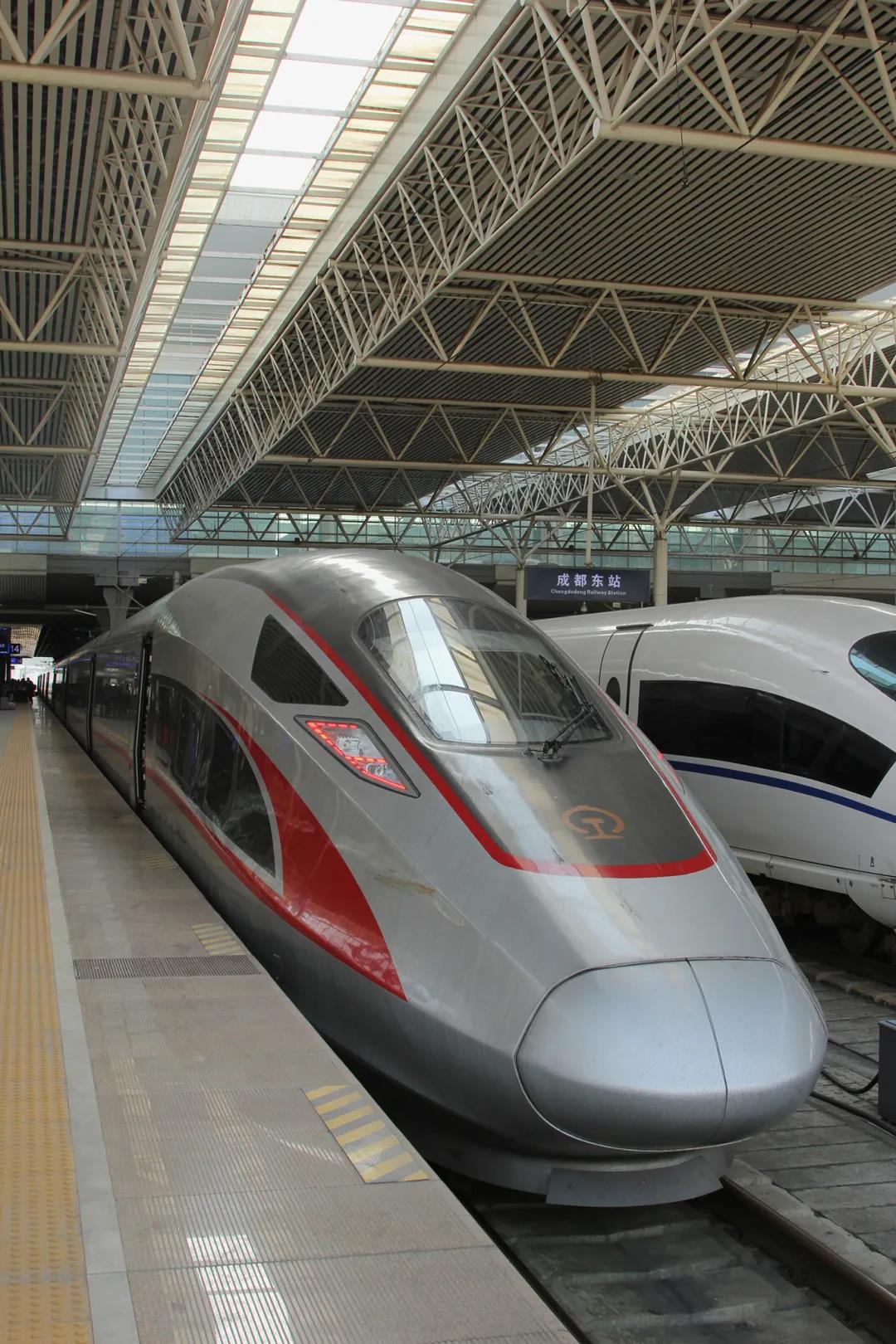 泸州内江宜宾自贡四市将拥有3条时速350公里高铁