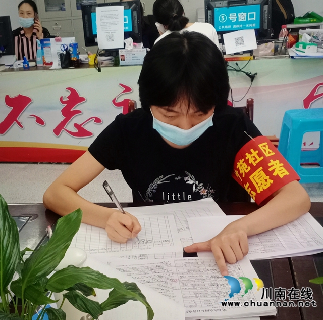 泸州：战疫情，警盾+青江阳志愿者在行动！(图26)