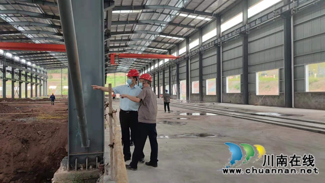 龙马潭区委统战部走访调研辖区非公企业(图1)