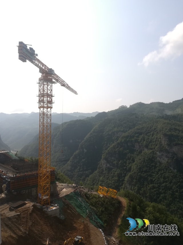 学党史、办实事｜泸州：助力古金高速建设(图2)