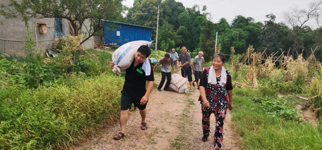 大丰收!合江这个镇发钱了,村民乐开了花……(图6) 大丰收!合江这个镇发钱了,村民乐开了花……(图6)