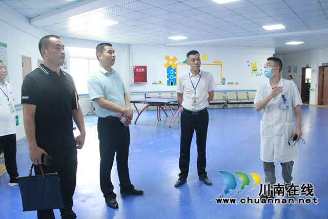 龙马潭区残联到泸县考察交流残疾人工作(图1)