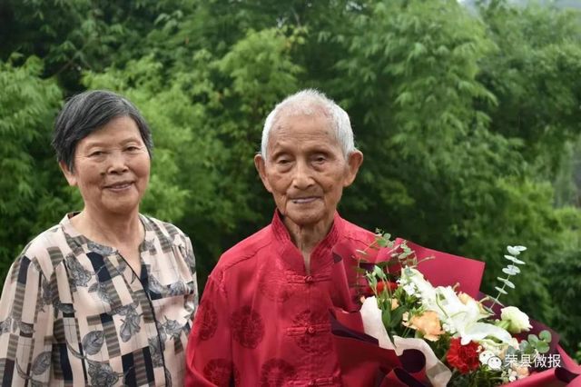 赞！荣县105岁老人主动接种新冠疫苗！你还等什么？(图3)