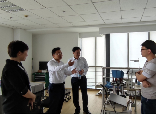 泸州国家高新区赴复旦大学开展人才合作交流(图2)