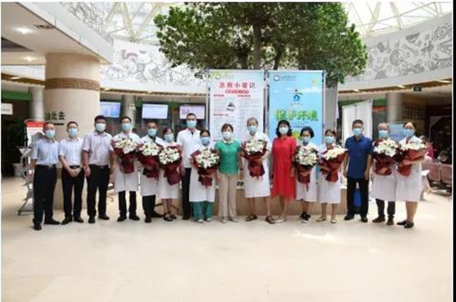 医师节｜泸州市副市长马宗慧慰问市中医院医师代表(图4)