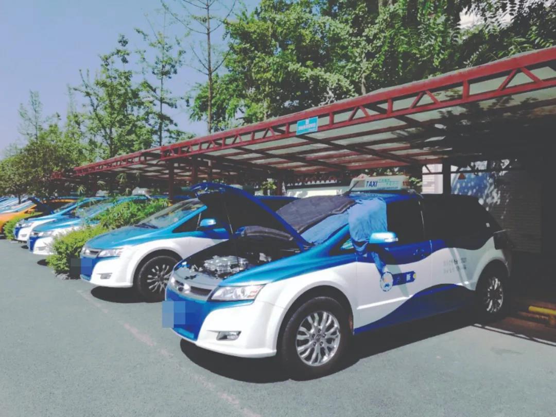 高铁争取增开趟次、规划新建4座大桥...泸州市民关心的交通问题有答案了(图4) 高铁争取增开趟次、规划新建4座大桥...泸州市民关心的交通问题有答案了(图4)