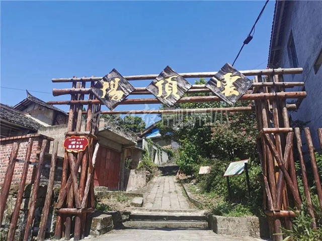 探寻“鬼市”，内江这座百年古寨不得了！
