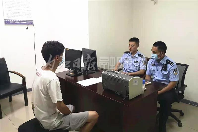 就是它们，常在东兴城区聚集！内江交警截获3辆“变异”凯迪拉克(图2)