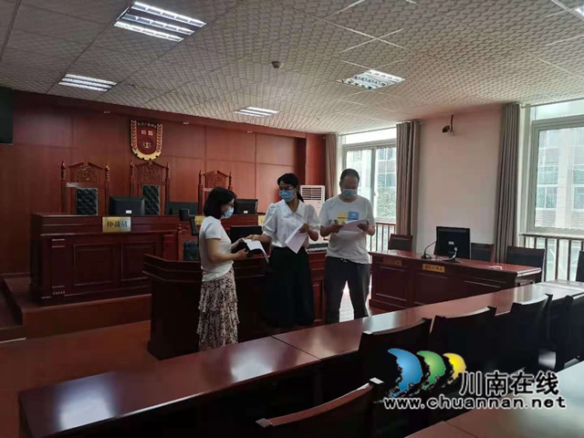 民盟泸州市龙马潭区基层委盟员许敏：防疫不松懈，服务不停步(图1)