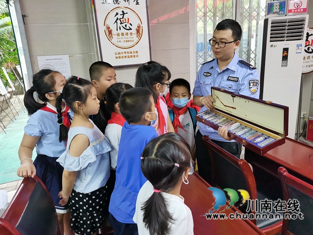 龙马潭区小市街道合道街社区开展暑期青少年禁毒反诈骗教育活动(图2)