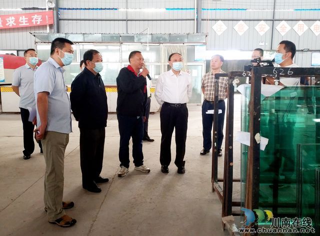 民建四川省委莅泸  调研魅力基层组织建设工作(图4)