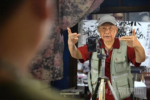 惊呆了！这位内江人的镜头中，曾留下国内众多名人的身影(图13)