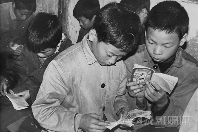 惊呆了！这位内江人的镜头中，曾留下国内众多名人的身影(图24)