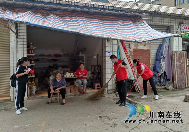 泸县海潮镇集中开展“文明行动日”活动(图3) 泸县海潮镇集中开展“文明行动日”活动(图3)